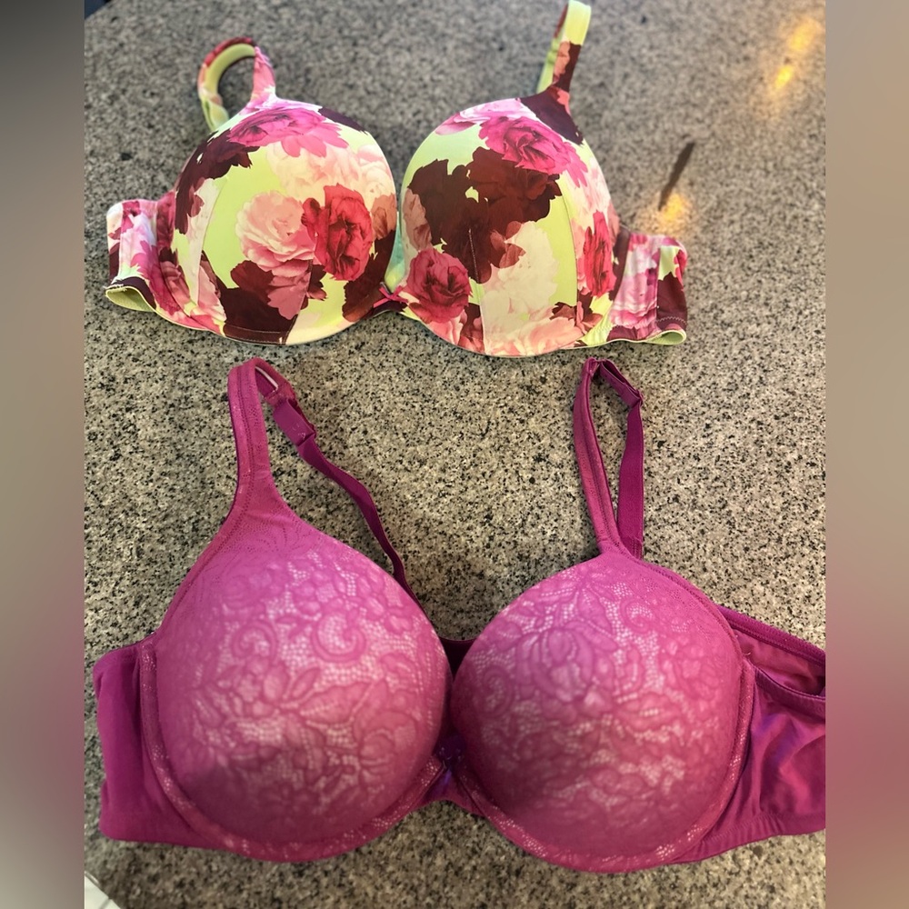 LIKE NEW WOMENS PLUS BRA BUNDLE